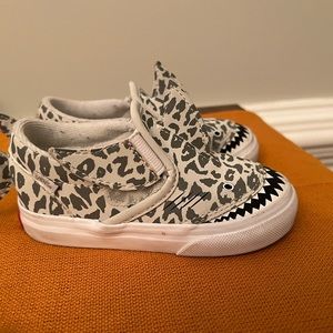 Toddler size 7 Shark Vans